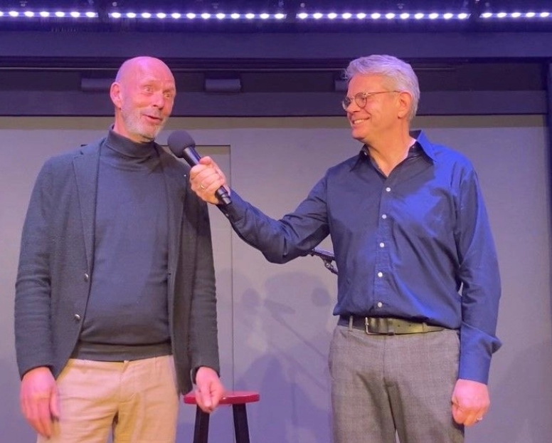 =Van Schaduw naar Licht 